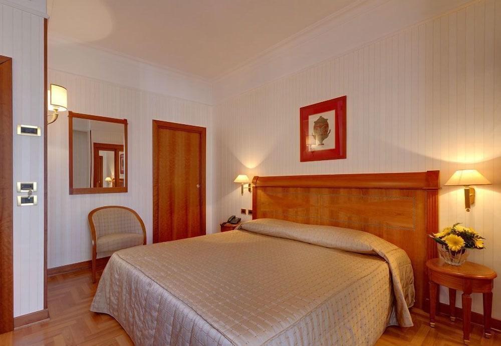 Residenza Romacentro Hotel Luaran gambar