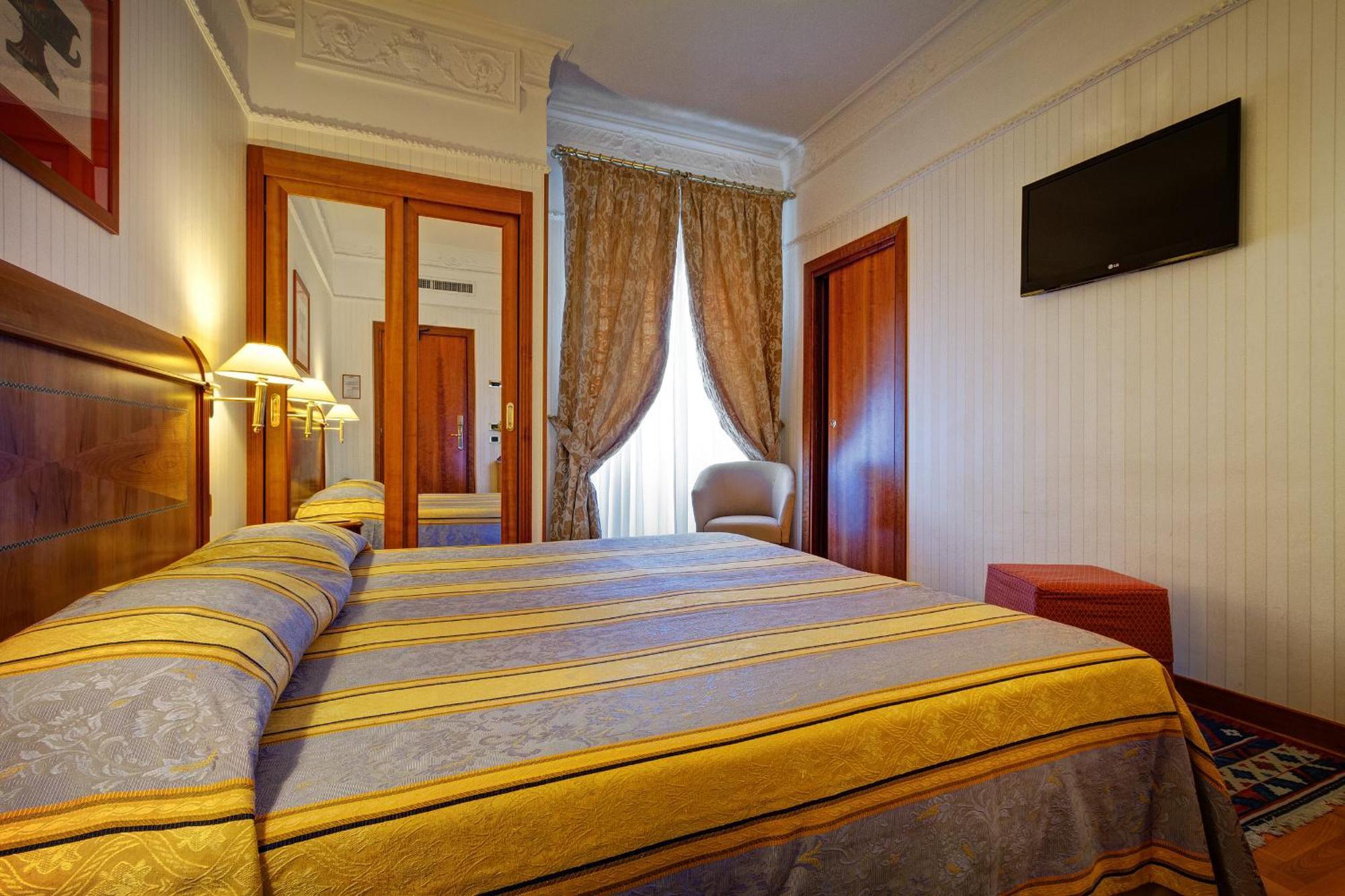 Residenza Romacentro Hotel Luaran gambar